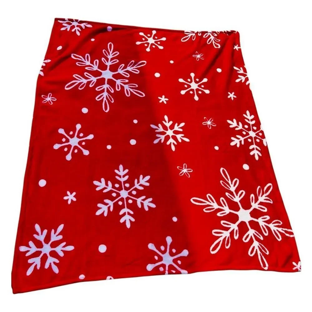 Wondershop Christmas Throw Blanket Snowflakes Snow All Over Print Red
